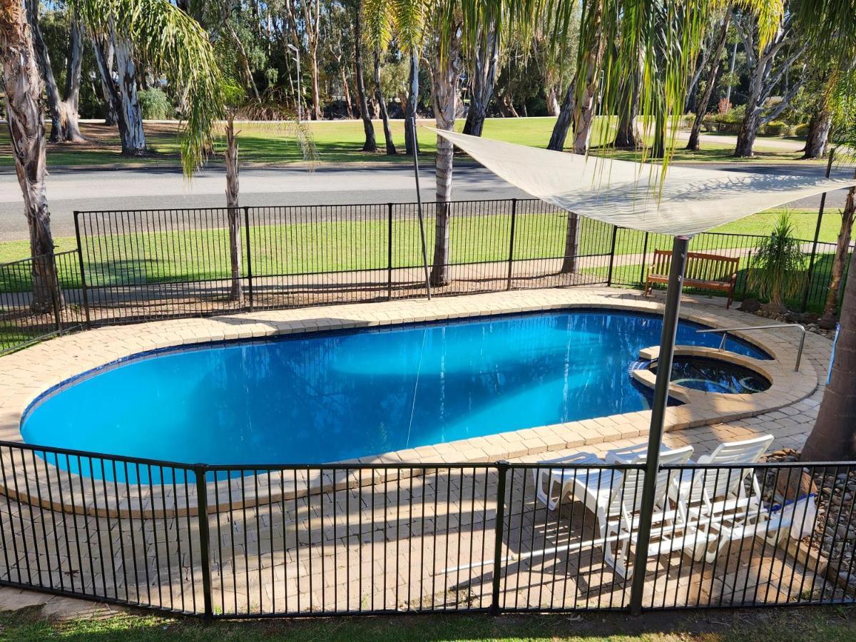 Barham Bridge Motor Inn Esterno foto